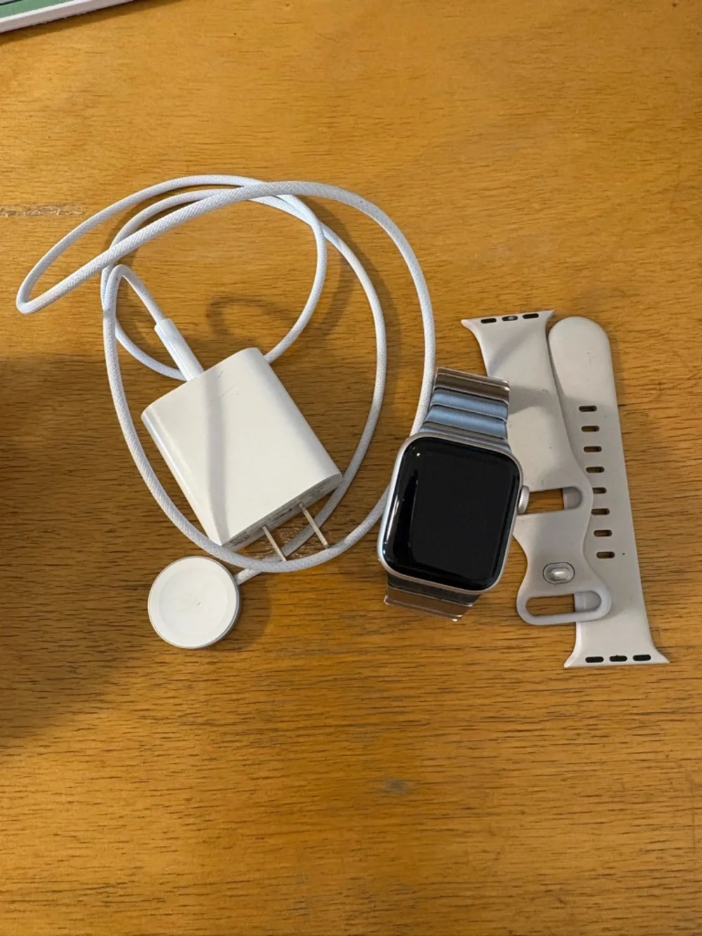 Apple Watch SE - 40 mm - Aluminum